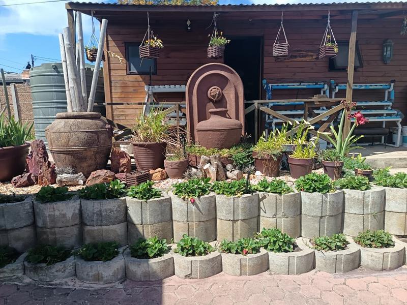 4 Bedroom Property for Sale in Albertinia Western Cape